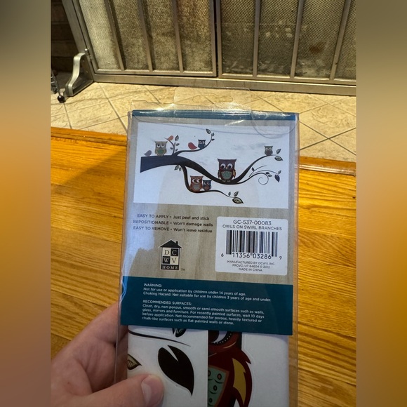 NWT Designer Wall Accents Owls on Swirl Branches Wall Decals - Picture 4 of 4